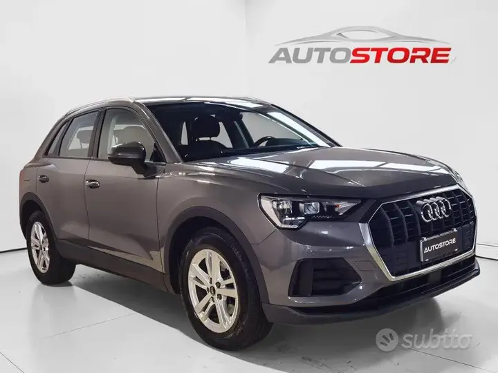 Audi Q3 2021 photo 2