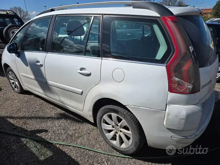Citroen C4 Picasso 2010 photo 3