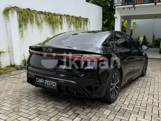 BYD Seal 2025 photo 3