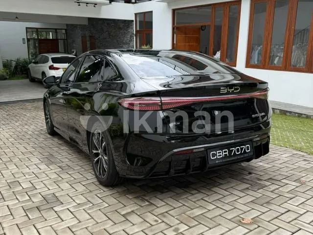 BYD Seal 2025 photo 2