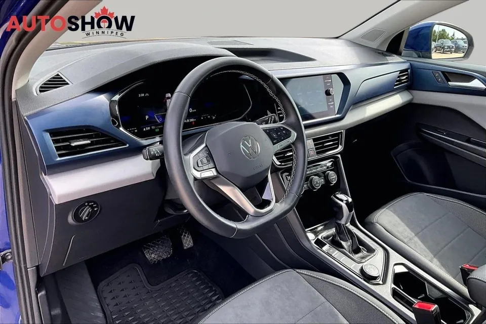 Volkswagen Taos 2023 photo 2