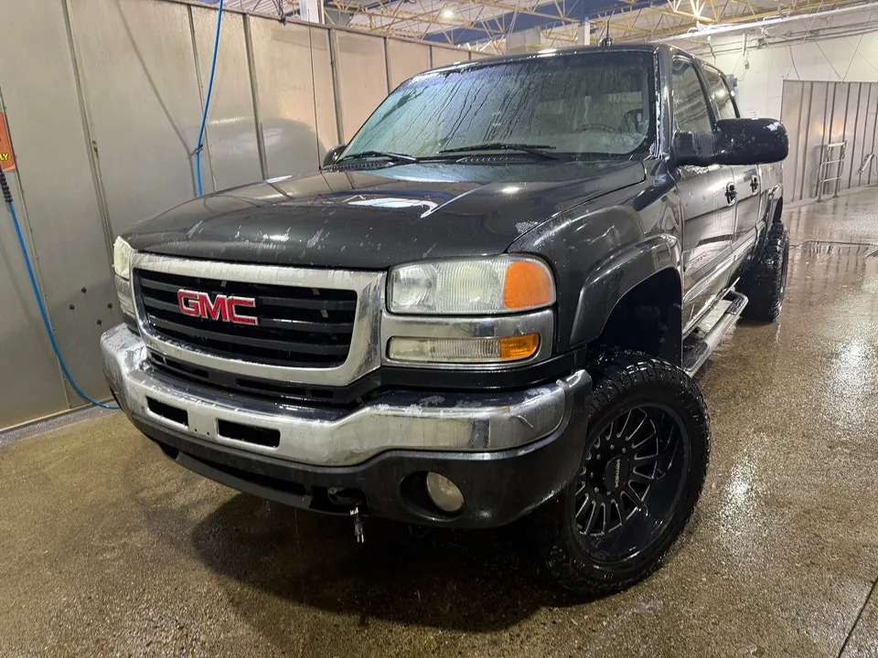 GMC Sierra 2500Hd 2003 photo 3