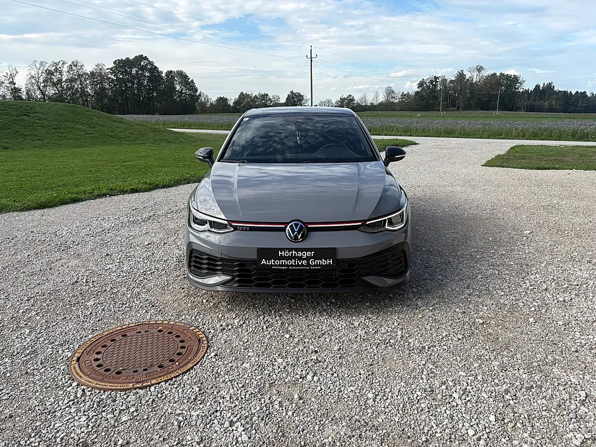 Volkswagen Golf 2022 photo 3