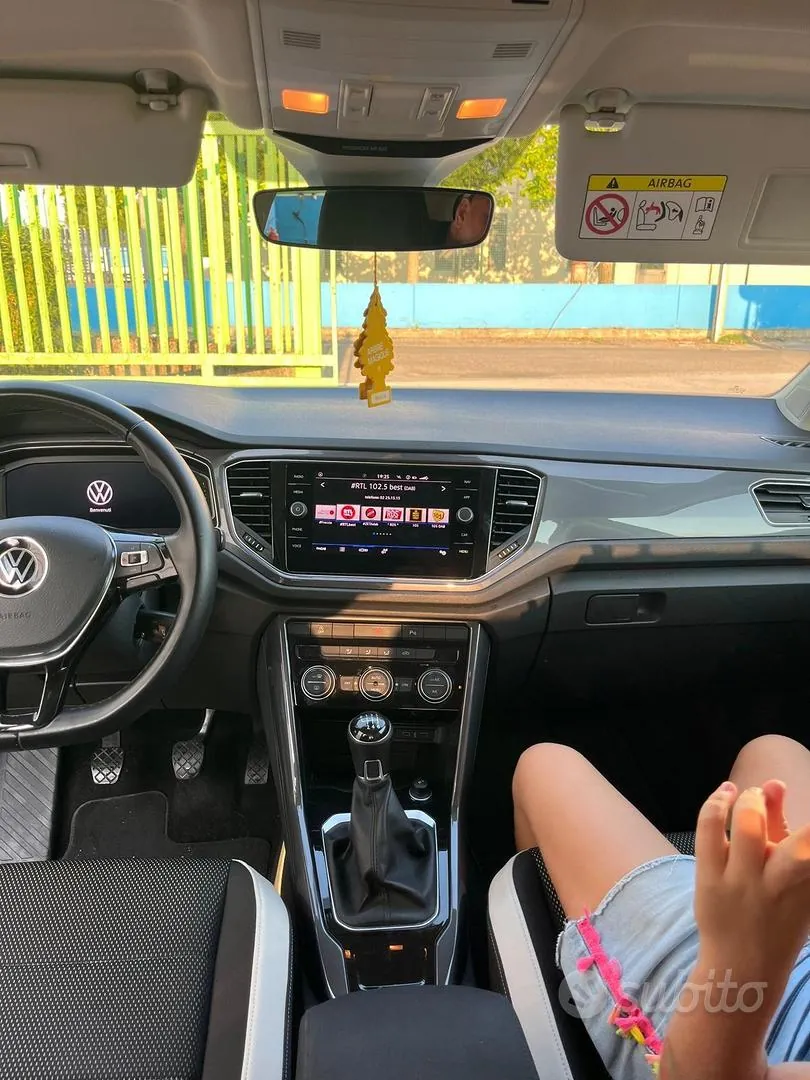 Volkswagen T-Roc 2021 photo 5