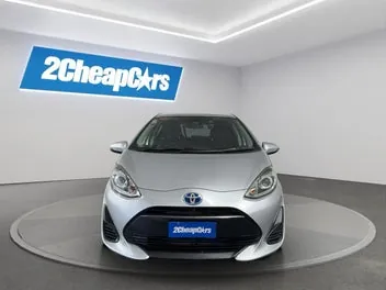Toyota Aqua 2017 photo 3