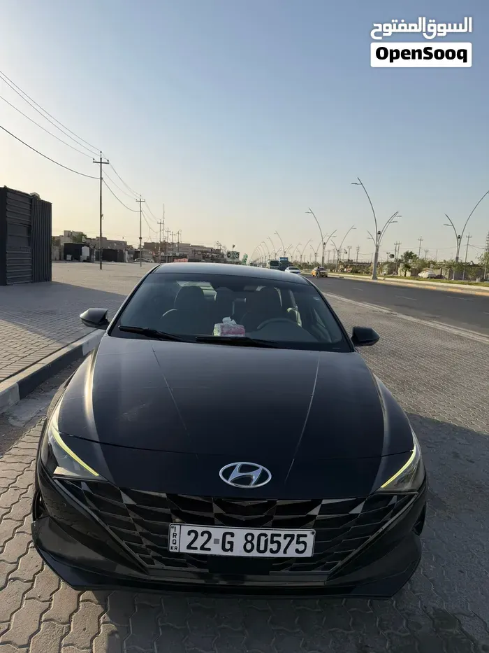 Hyundai Elantra 2022 photo 3