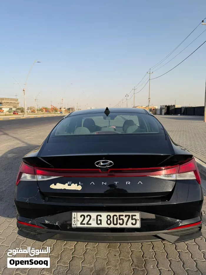 Hyundai Elantra 2022 photo 2