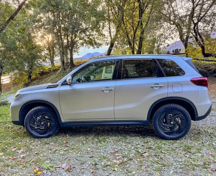 Suzuki Vitara 2025 photo 2