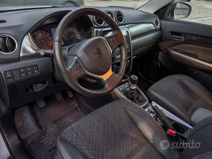Suzuki Vitara 2025 photo 4