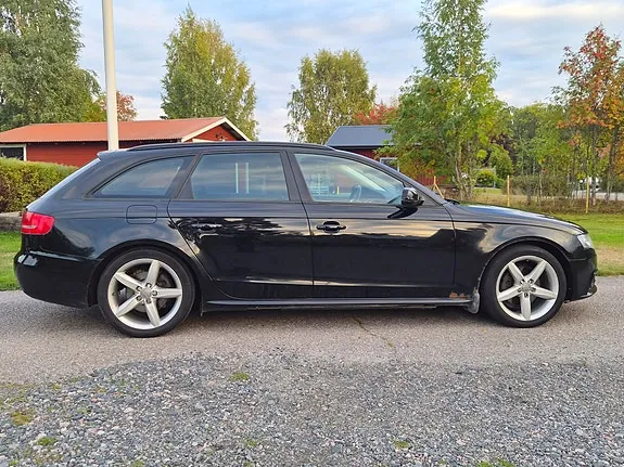 Audi A4 2011 photo 5
