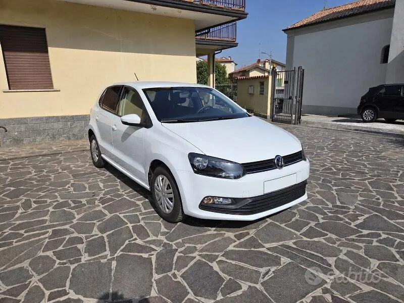 Volkswagen Polo 2015 photo 3