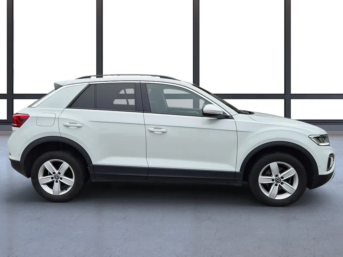 Volkswagen T-Roc 2022 photo 3