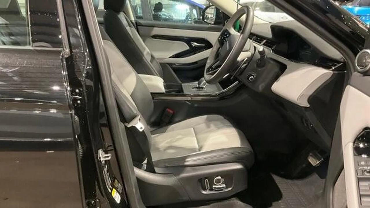 Land Rover Range Rover Evoque 2024 photo 5