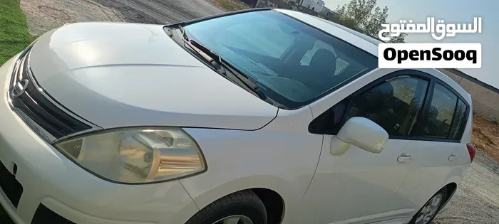 Nissan Versa 2008 photo 2