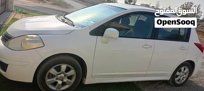 Nissan Versa 2008 photo 3
