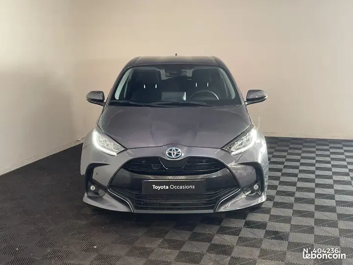 Toyota Yaris 2022 photo 3