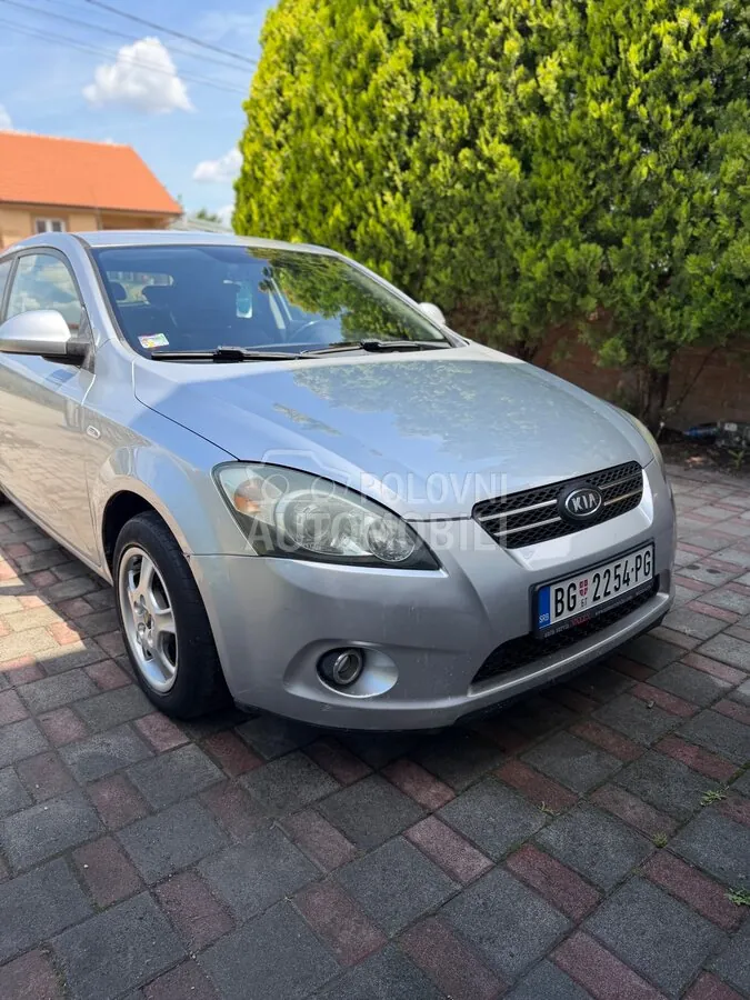 Kia Pro_Cee'D 2008 photo 2