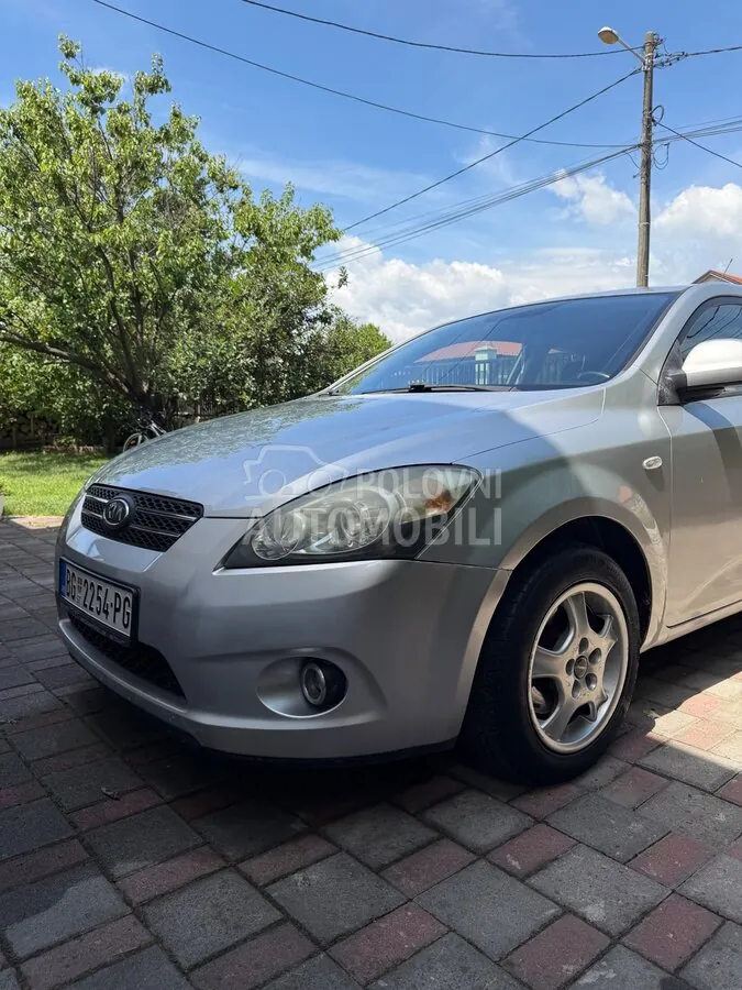 Kia Pro_Cee'D 2008 photo 4