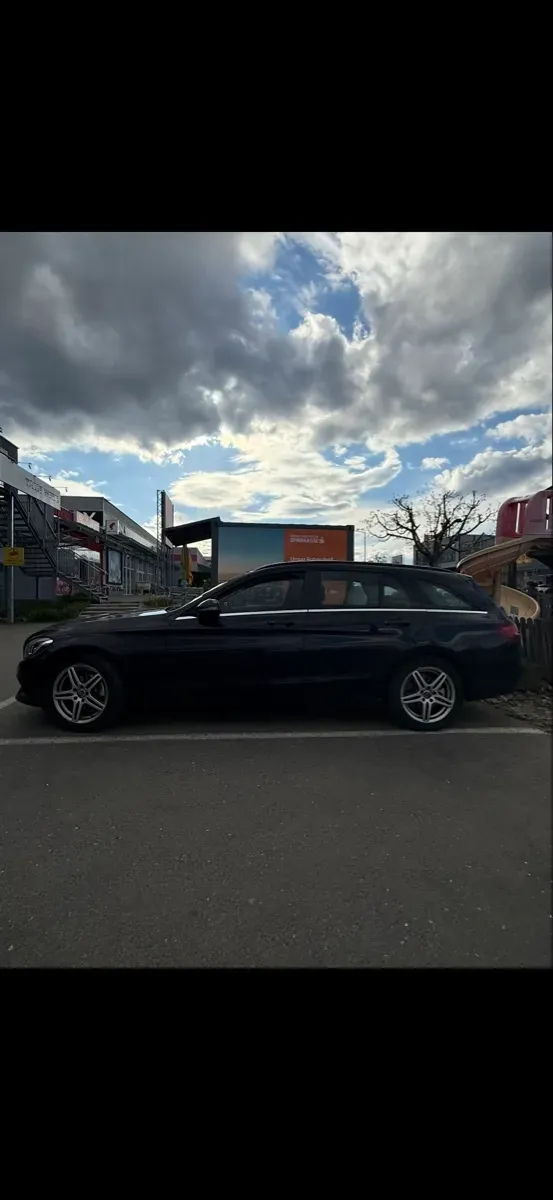 Mercedes-Benz C-Class 2016 photo 3