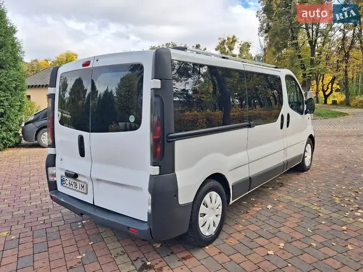 Opel Vivaro 2005 photo 3