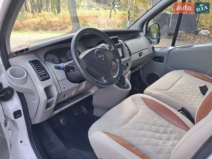 Opel Vivaro 2005 photo 5