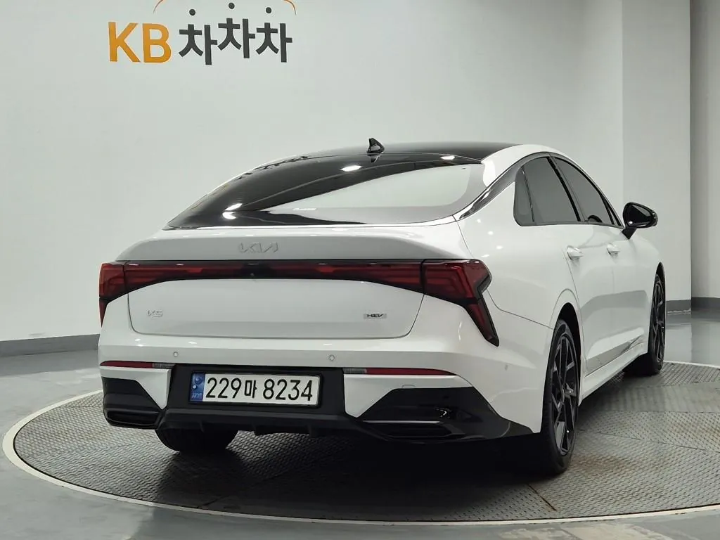 Kia K5 2024 photo 3