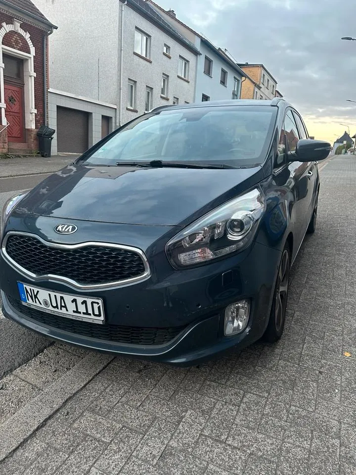 Kia Carens