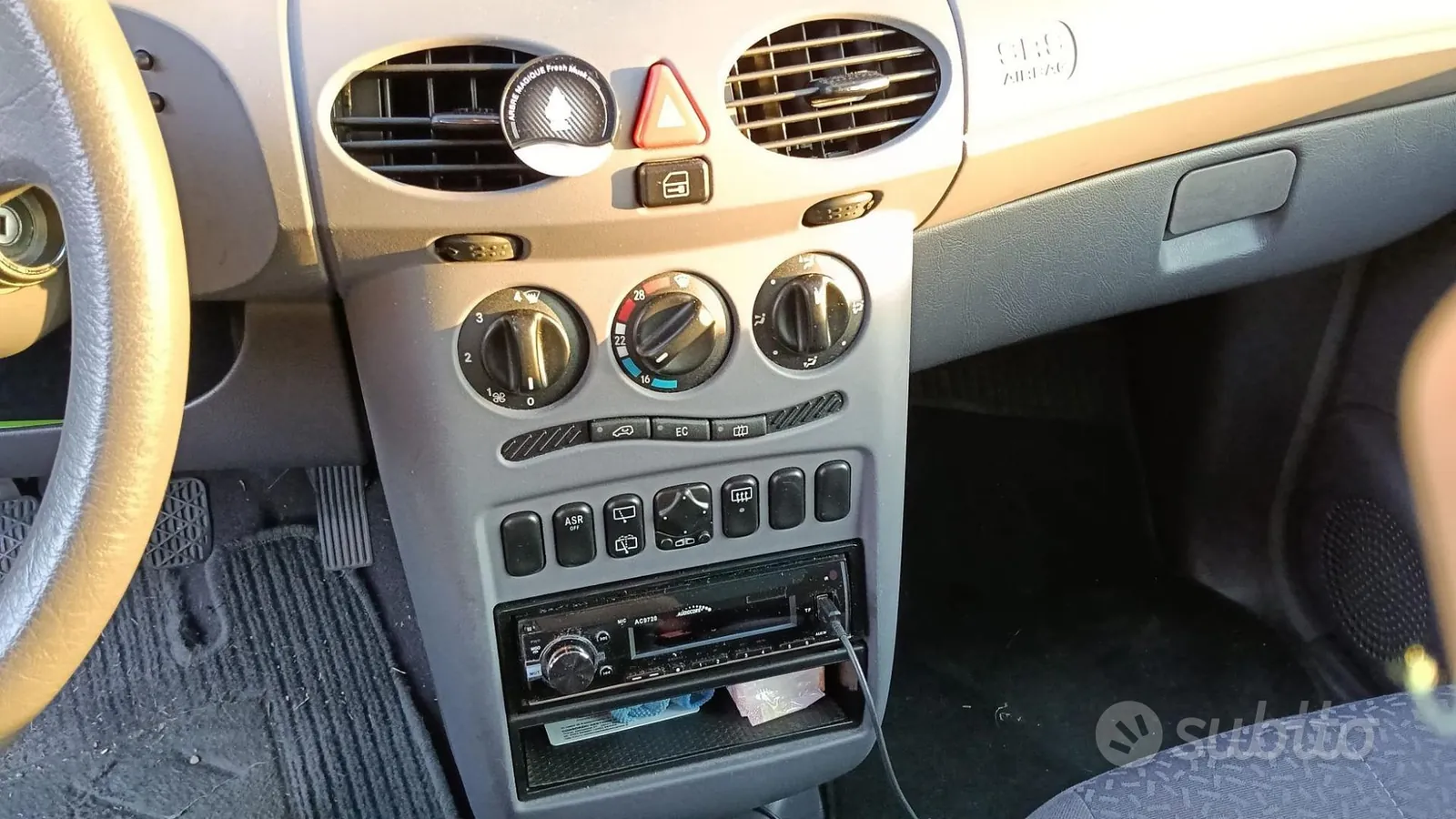 Mercedes-Benz A-Class 2000 photo 5