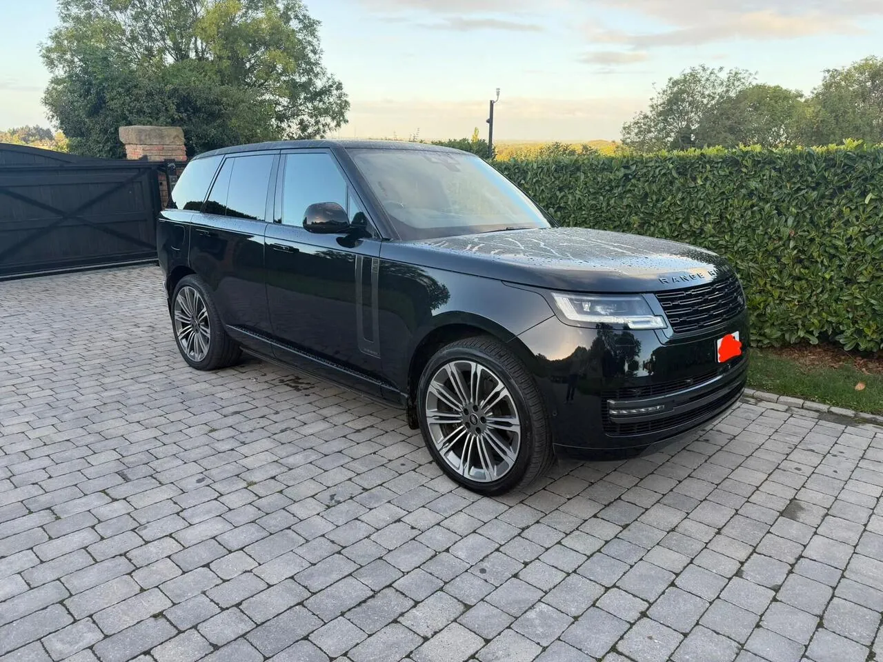 Land Rover Range Rover 2023 photo 2