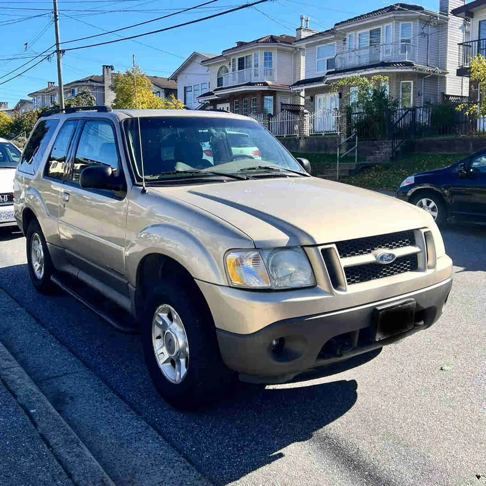 Ford Explorer Sport