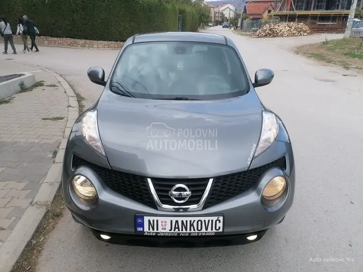 Nissan Juke 2010 photo 4