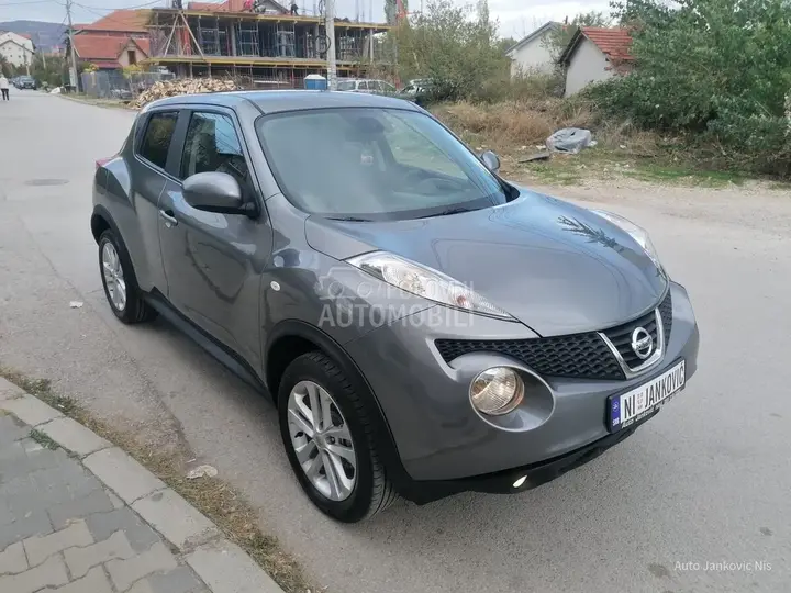Nissan Juke 2010 photo 5