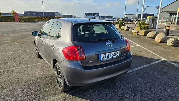 Toyota Auris 2008 photo 5