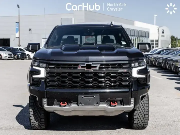 Chevrolet Silverado 1500 2024 photo 3