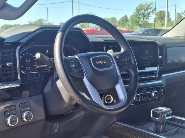 GMC Sierra 1500 2024 photo 2