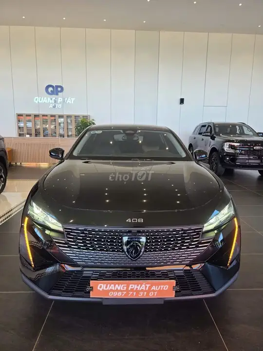 Peugeot 408