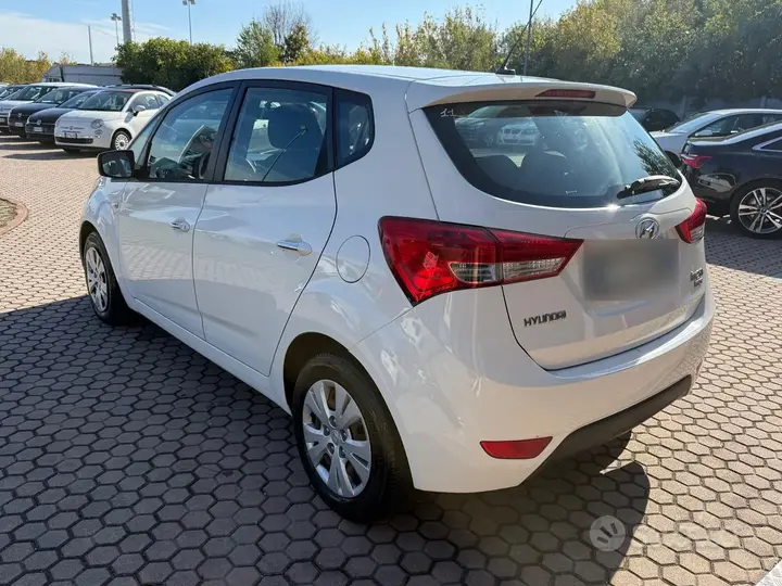 Hyundai Ix20 2013 photo 4