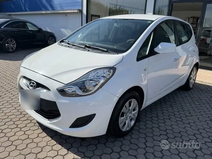 Hyundai Ix20 2013 photo 2