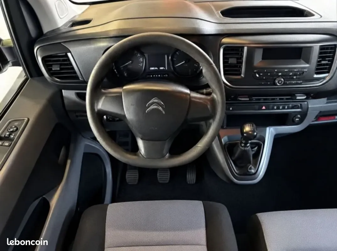 Citroen Jumpy 2018 photo 3