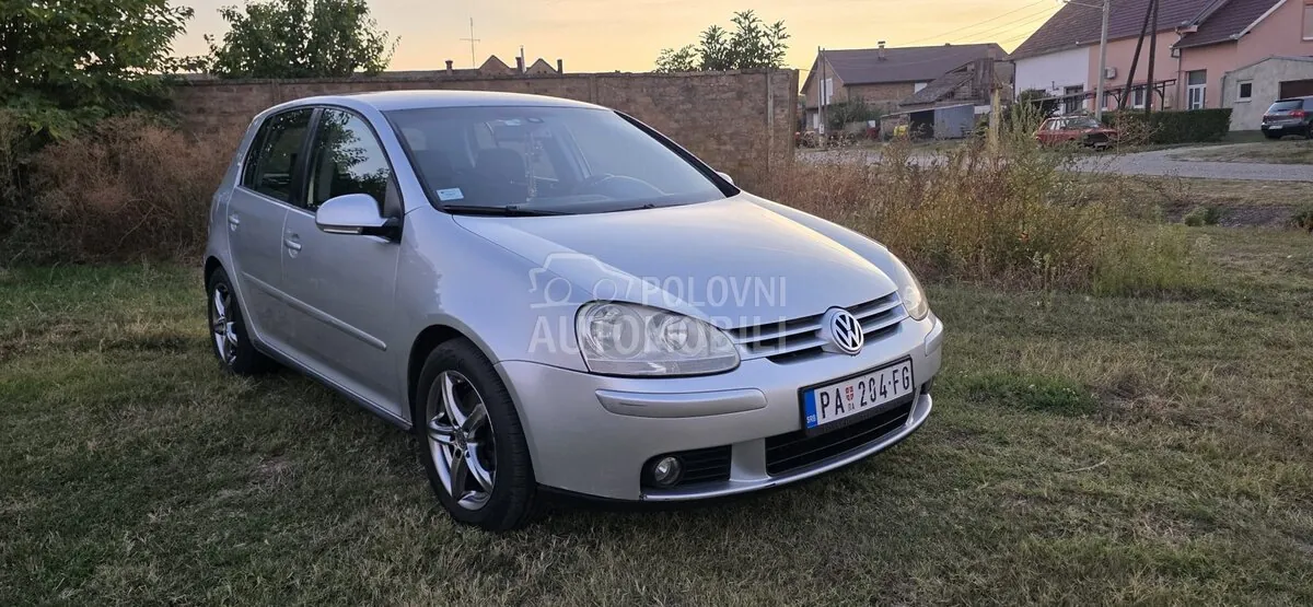 Volkswagen Golf 5 2005 photo 2