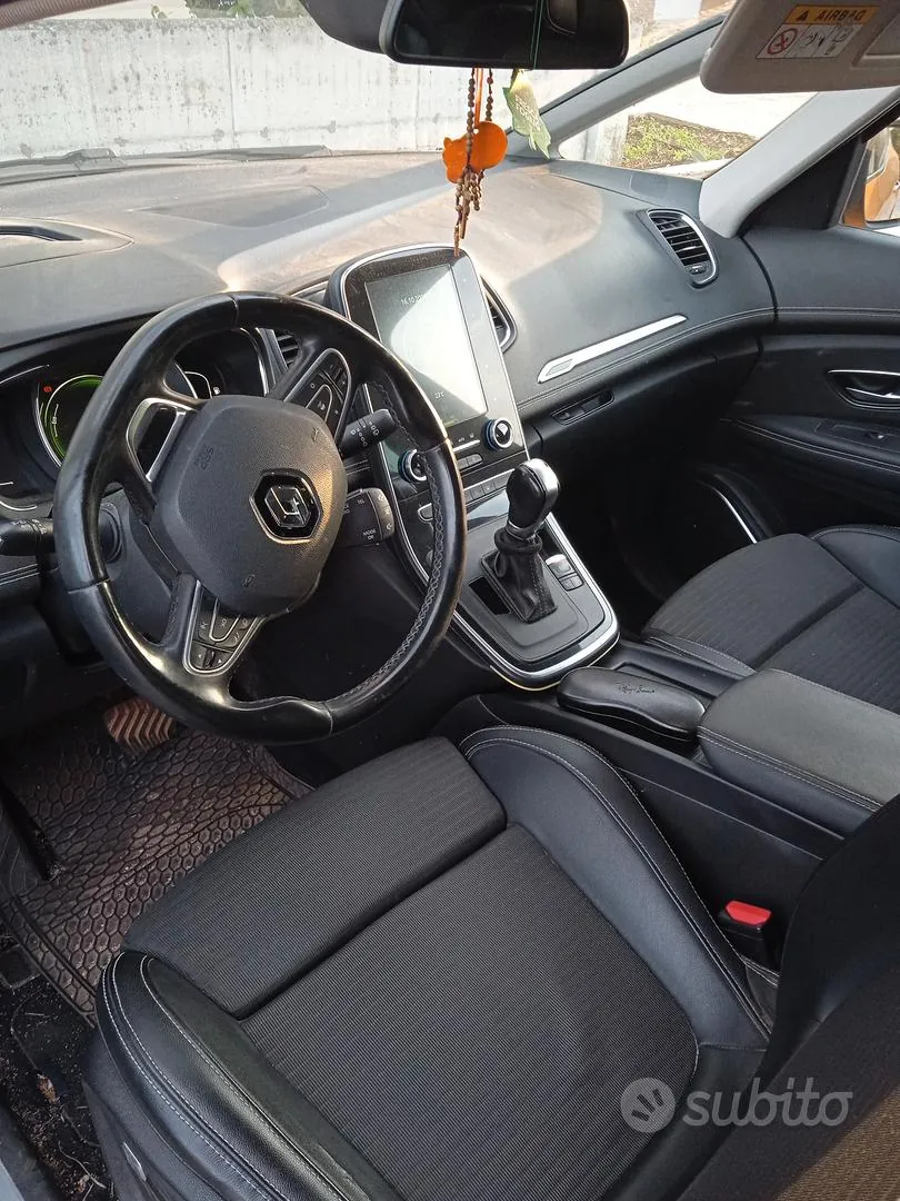 Renault Scenic 2017 photo 5