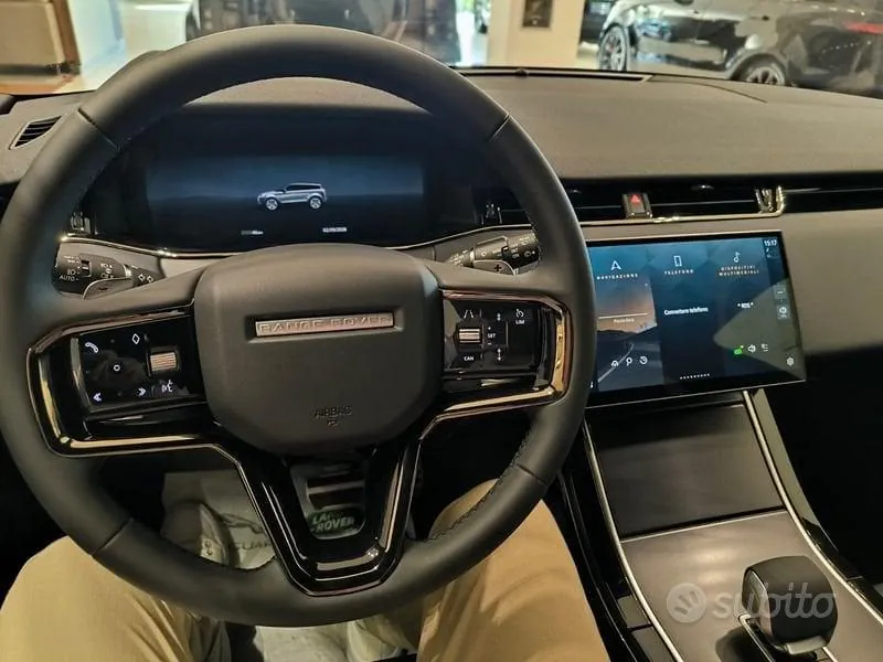 Land Rover Range Rover Evoque 2026 photo 4