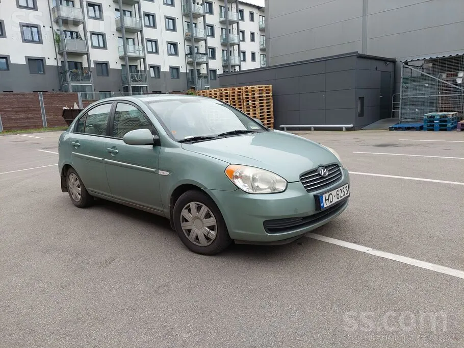 Hyundai Accent