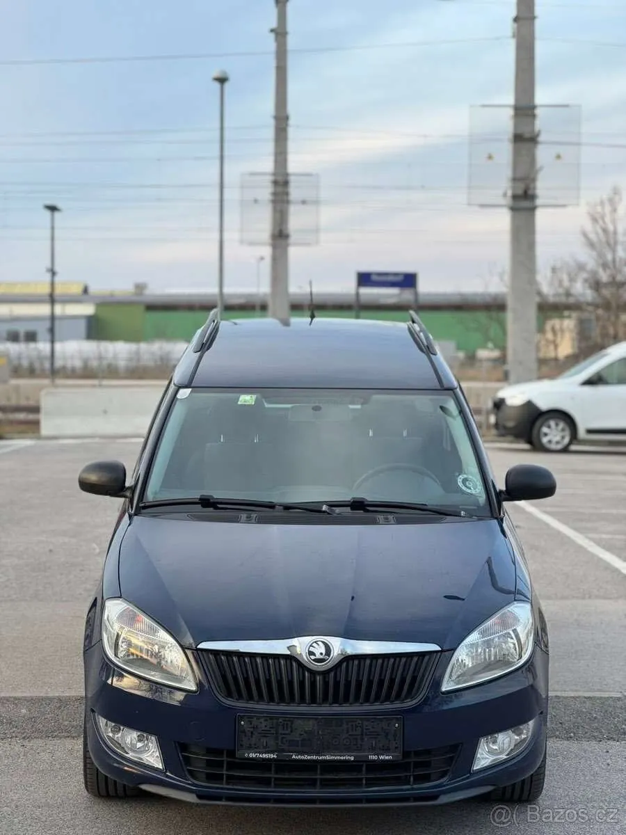 Skoda Roomster 2015 photo 2