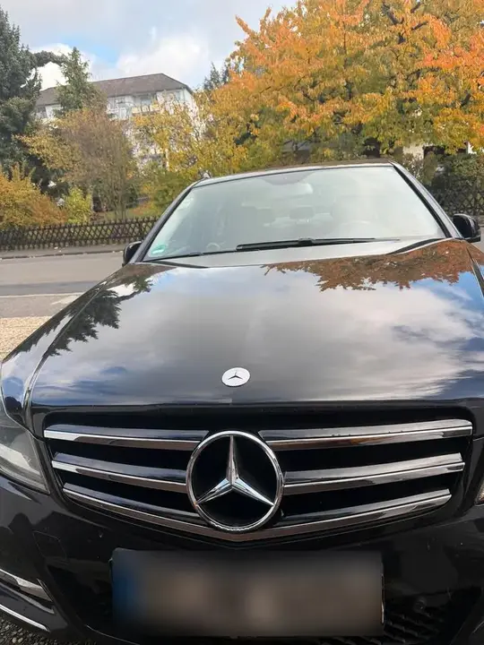 Mercedes-Benz C200