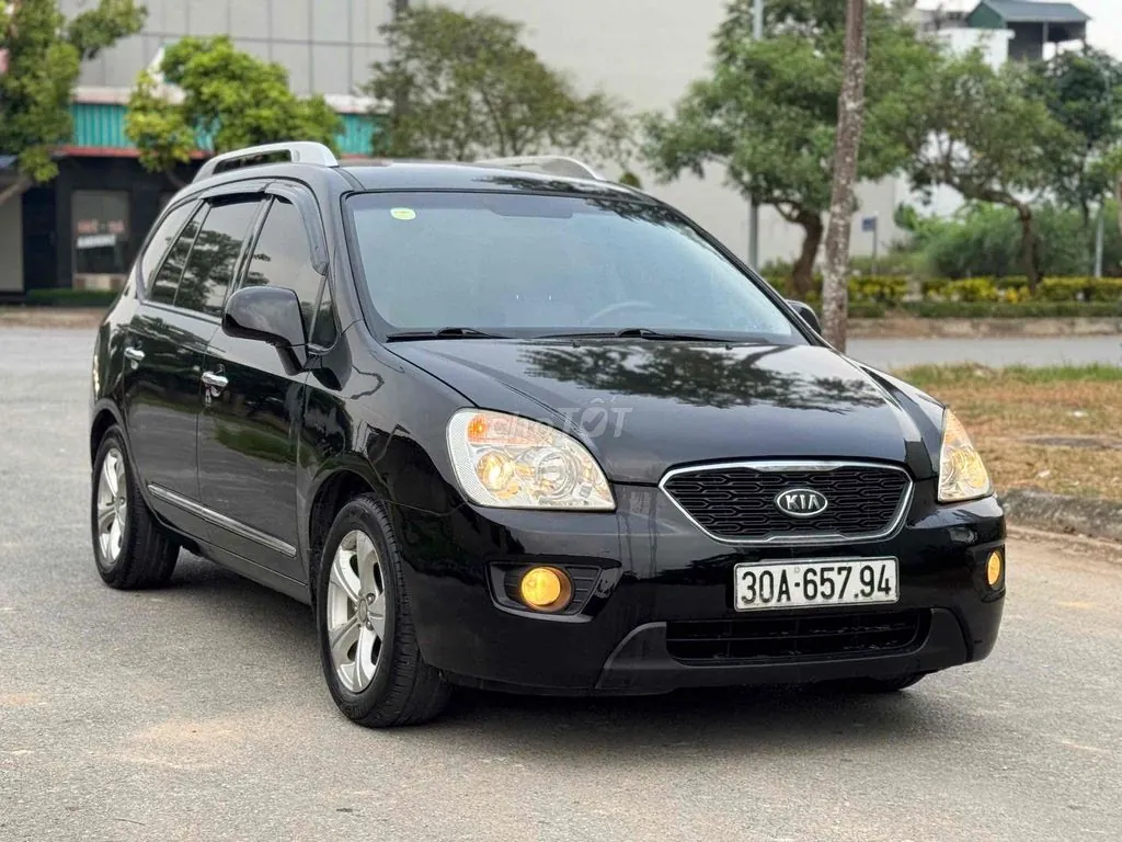 Kia Carens 2015 photo 3
