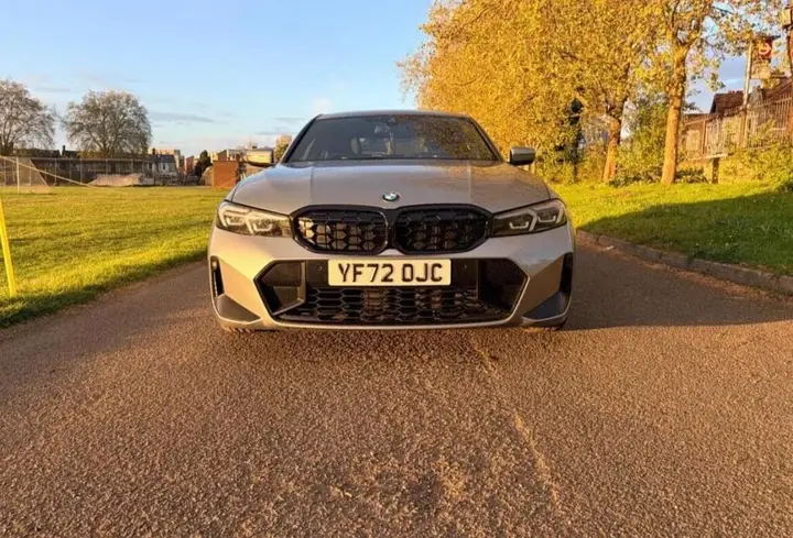 BMW 3 Series 2022 photo 4