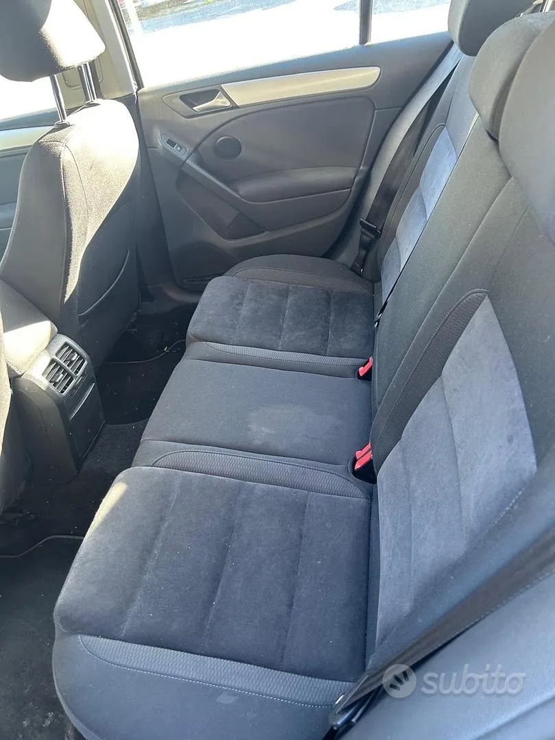 Volkswagen Golf 2012 photo 5