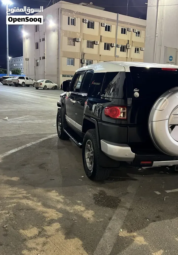 Toyota Fj 2008 photo 3