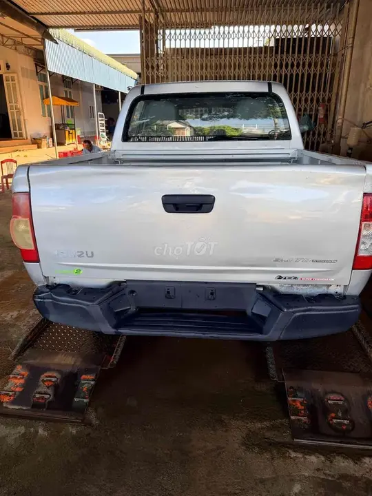 Isuzu D-Max 2009 photo 3
